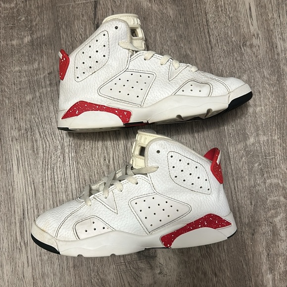 Air Jordan Retro 6 kids white/university red size 13c - Picture 6 of 9